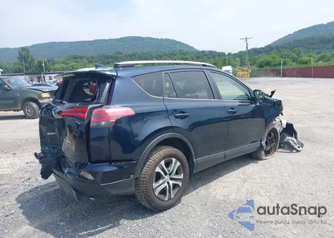 2018 Toyota Rav4 Le z USA, uszkodzony, nr VIN JTMZFREV6JJ172205